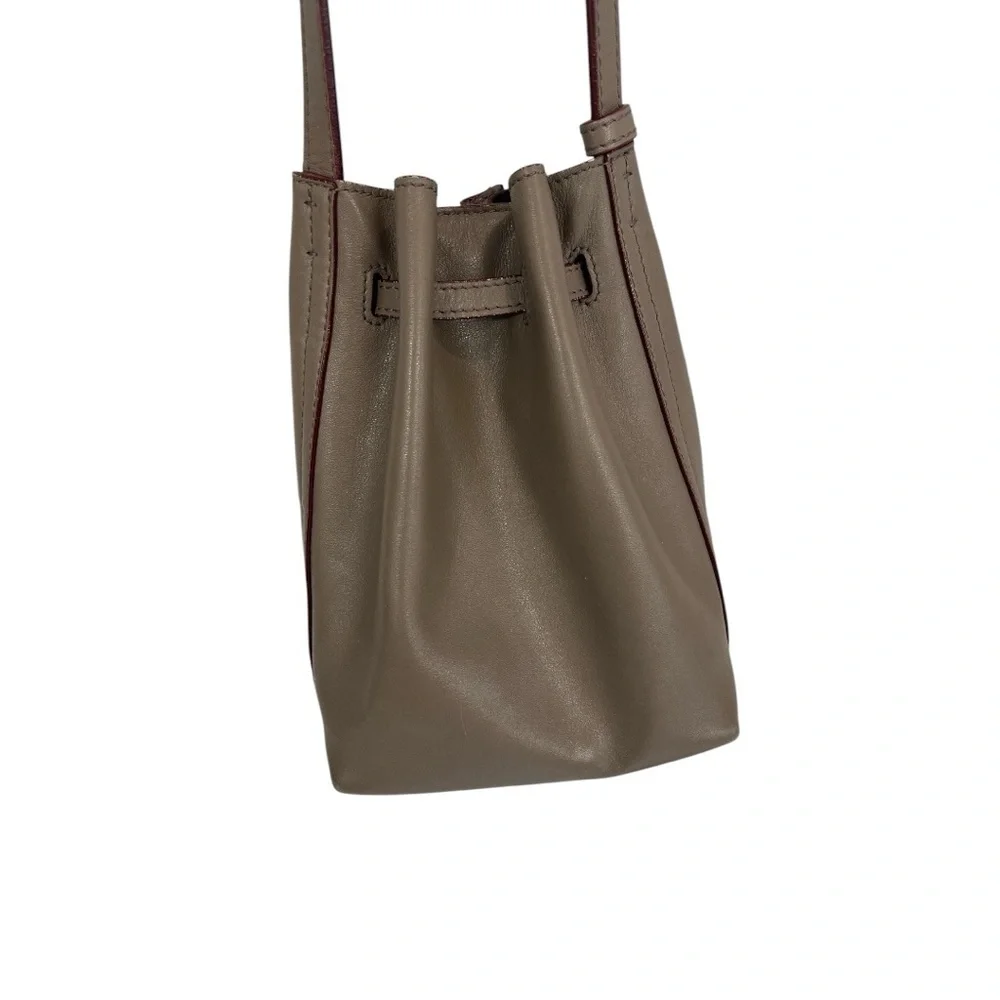 ELENA GHISELLINI Leo Bucket Bag, Light Biege